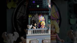 Phòng ngủ của Lego Wednesday & Enid